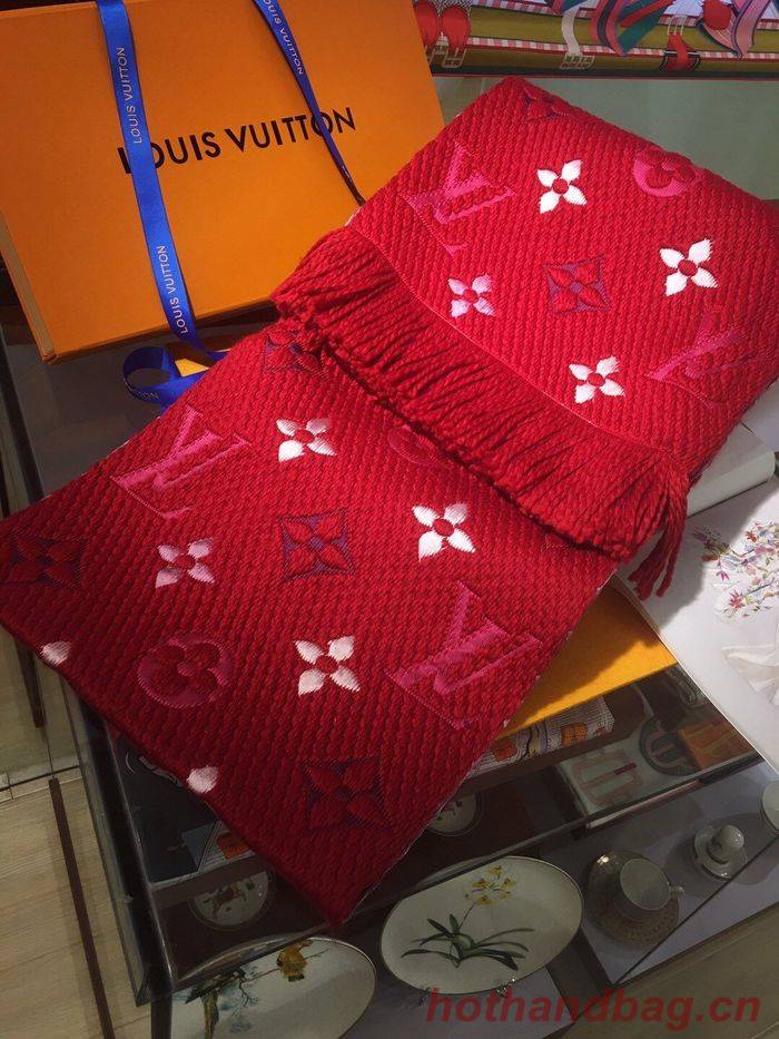Louis Vuitton Scarf LV00157